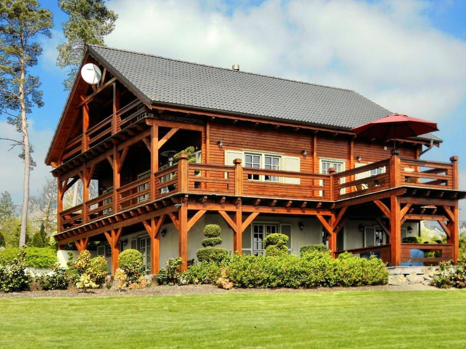 Luxury Wellness Villa, Septon Vacation rental in Wallonia, Belgium
