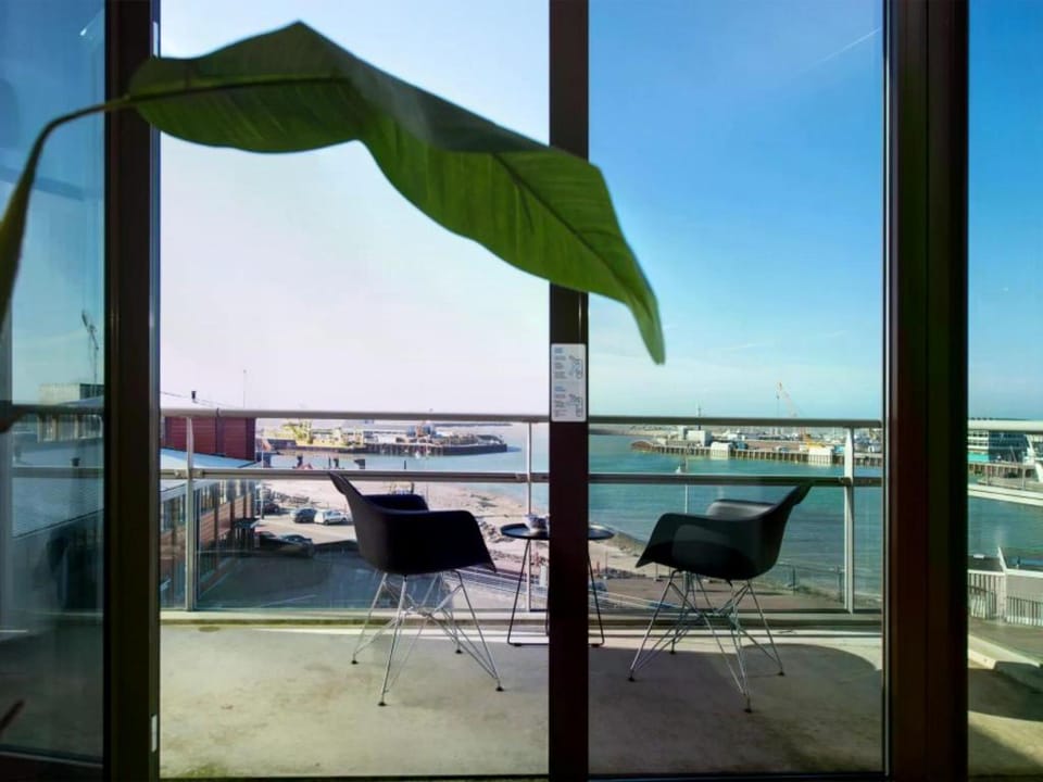 Sea-view apartment with balcony Apartment in The Hague