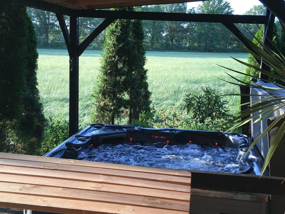 Holiday Home in Reutum with Bubble Bath Vacation rental in Overijssel (province)