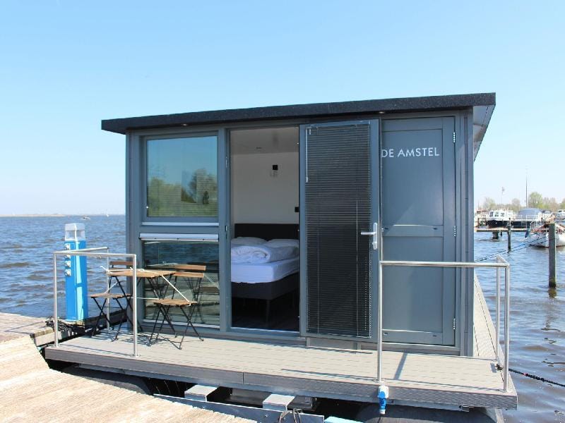 Luxury Houseboat Getaway Docked boat in North Holland (province)