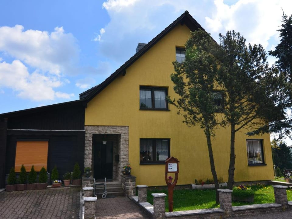Forest Retreat with Garden Apartment in Thuringia, Germany