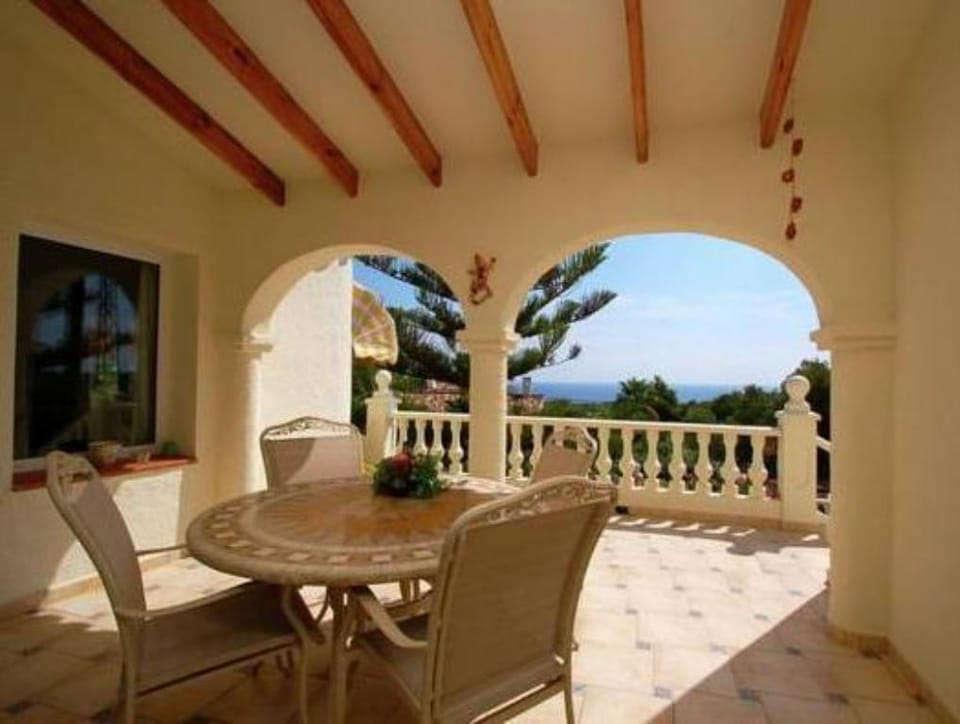 Belvilla by OYO El ParaA-so Villa in Marina Alta