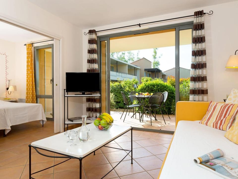 Provence romantic Stay Apartment in L'Isle-sur-la-Sorgue