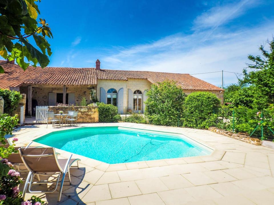 Holiday Home Saint-Laurent Pool  Garden Vacation rental in Pays de la Loire