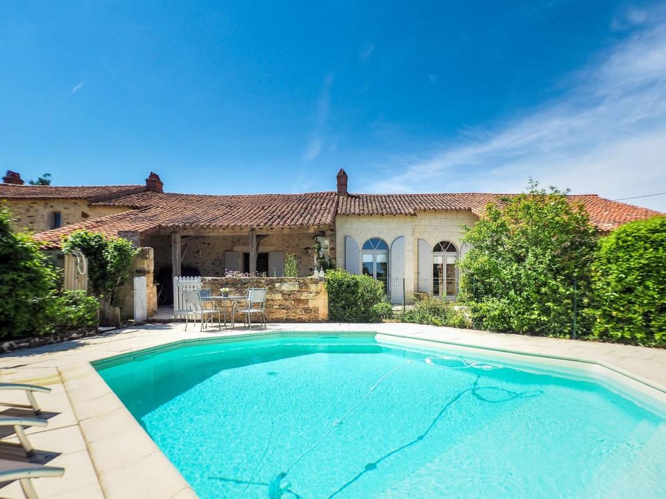 Holiday Home Saint-Laurent Pool  Garden Vacation rental in Pays de la Loire