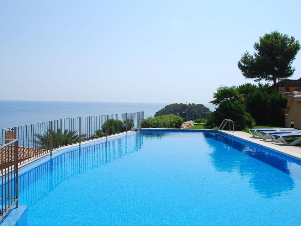 Apartment in Sant Feliu near the Beach Apartment in Baix Empordà