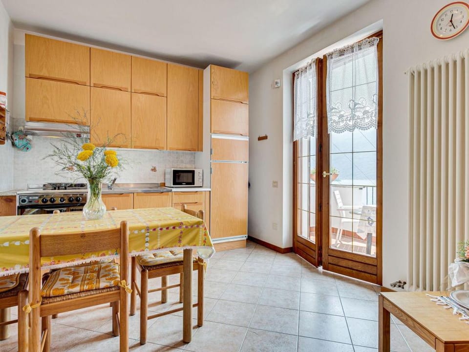 Apartment in Gravedona near Ski Resorts Apartment in Colico
