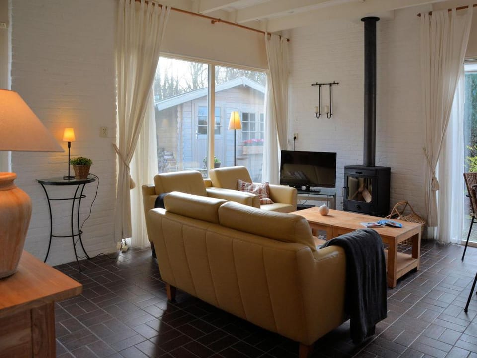 Bungalow in Noordwijkerhout near Lake Vacation rental in Noordwijkerhout