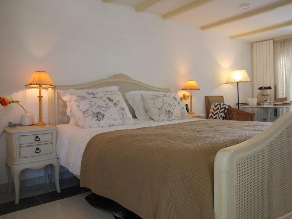 Studio near Heiloo Woods and Egmond Beach Vacation rental in Alkmaar