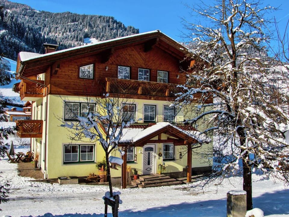 Apartment in Grossarl near Ski Slopes Apartment in Salzburgerland
