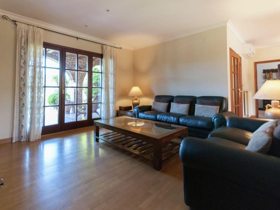 Peralada Home with Private Pool Villa in Alt Empordà