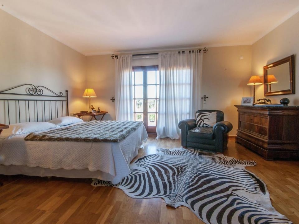 Peralada Home with Private Pool Villa in Alt Empordà