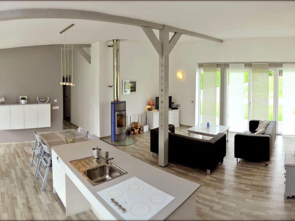 Family Escape with Garden Vacation rental in Grand Est