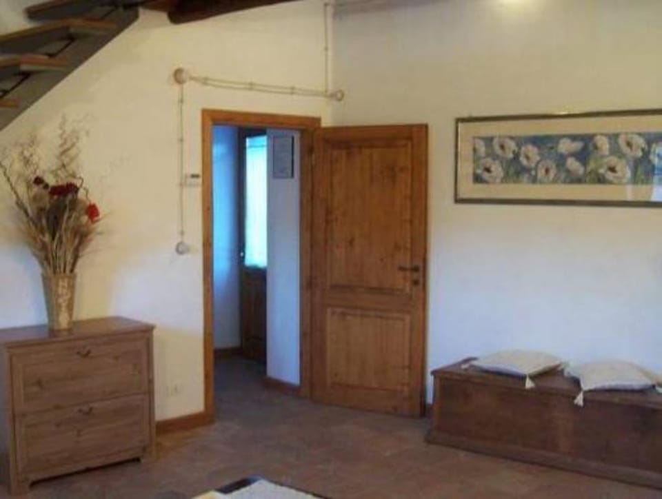 Cozy Casola Retreat with WiFi Vacation rental in Province of Massa and Carrara