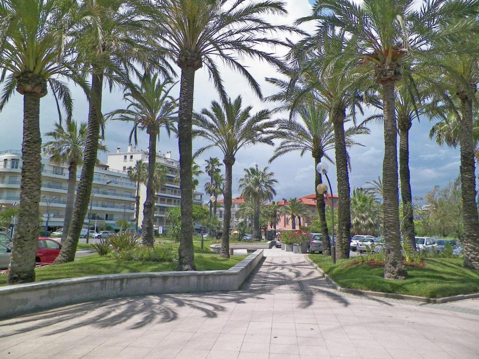 Contemporary Apartment in Antibes with Terrace Apartment in Antibes