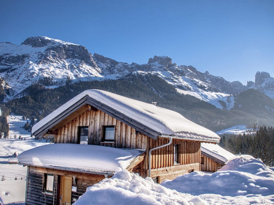 Chalet in Annaberg-Lungotz with a community pool Vacation rental in Salzburgerland