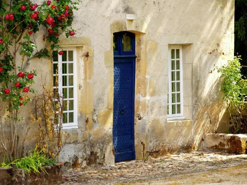 Castle Apartment in Chaleix near Forest Villa in Nouvelle-Aquitaine