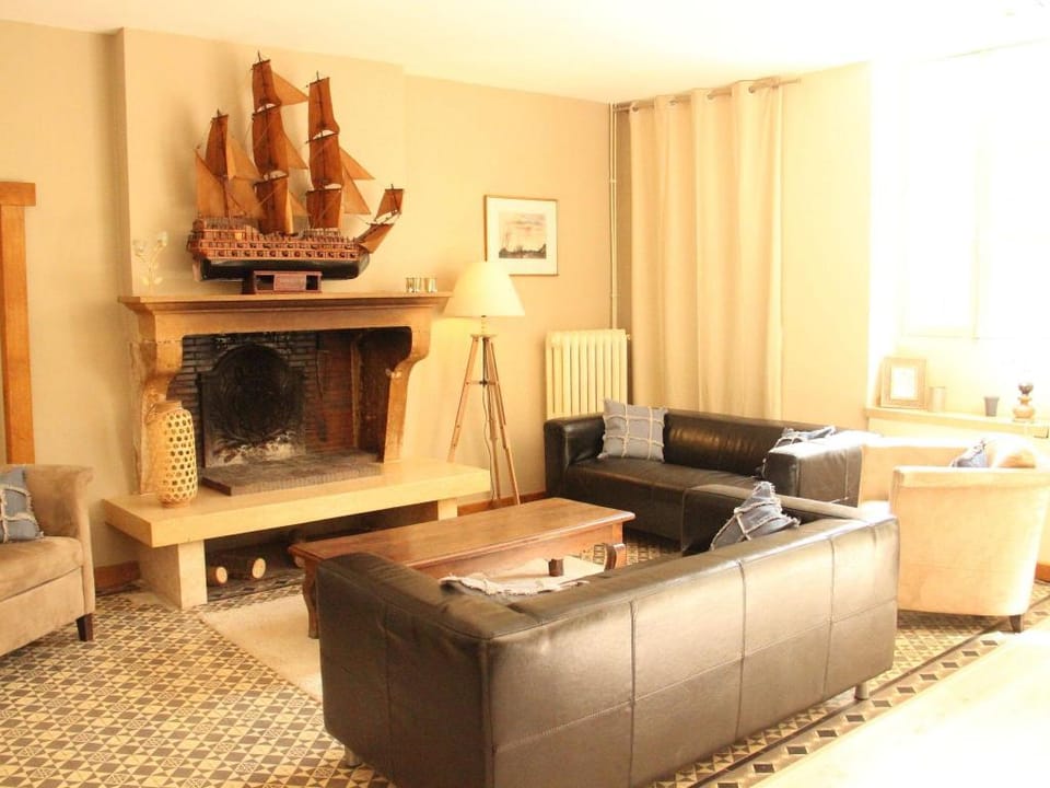 Elegant Family Home in Bouix Vacation rental in Bourgogne-Franche-Comté