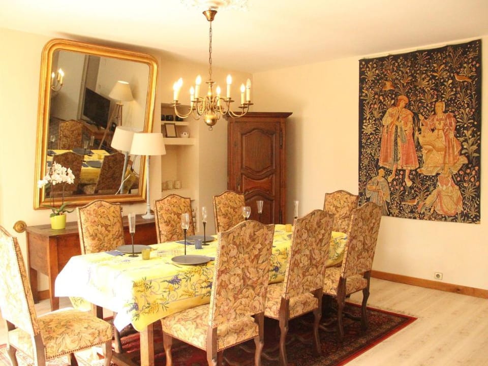 Elegant Family Home in Bouix Vacation rental in Bourgogne-Franche-Comté