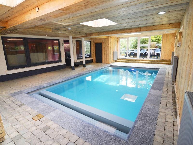 Stay with Pool, Malmedy Vacation rental in Wallonia, Belgium