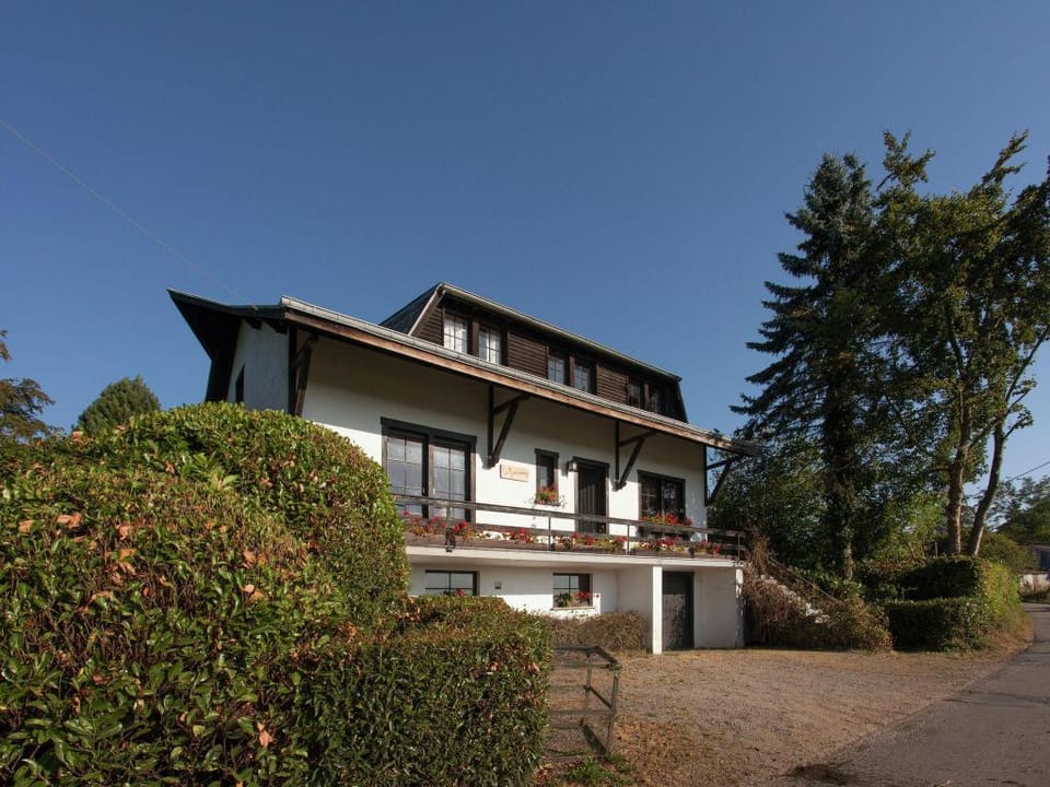 Hillside Stay near Coo Fall Vacation rental in Trois-Ponts