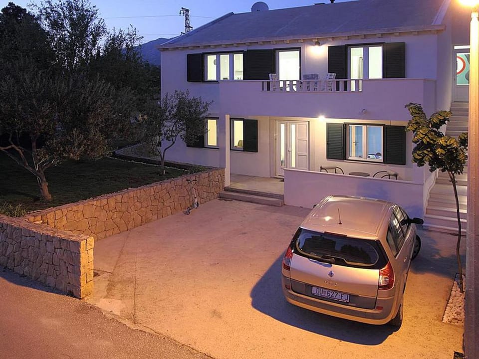 Modern Stay near Cavtat Apartment in Dubrovnik-Neretva County