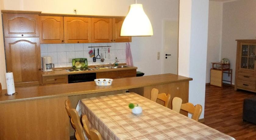 Geraumige Ferienwohnung mit Terrasse in Klutz Apartment in Ostholstein