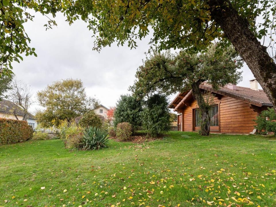 Nature Chalet in Abbevillers Vacation rental in Bourgogne-Franche-Comté