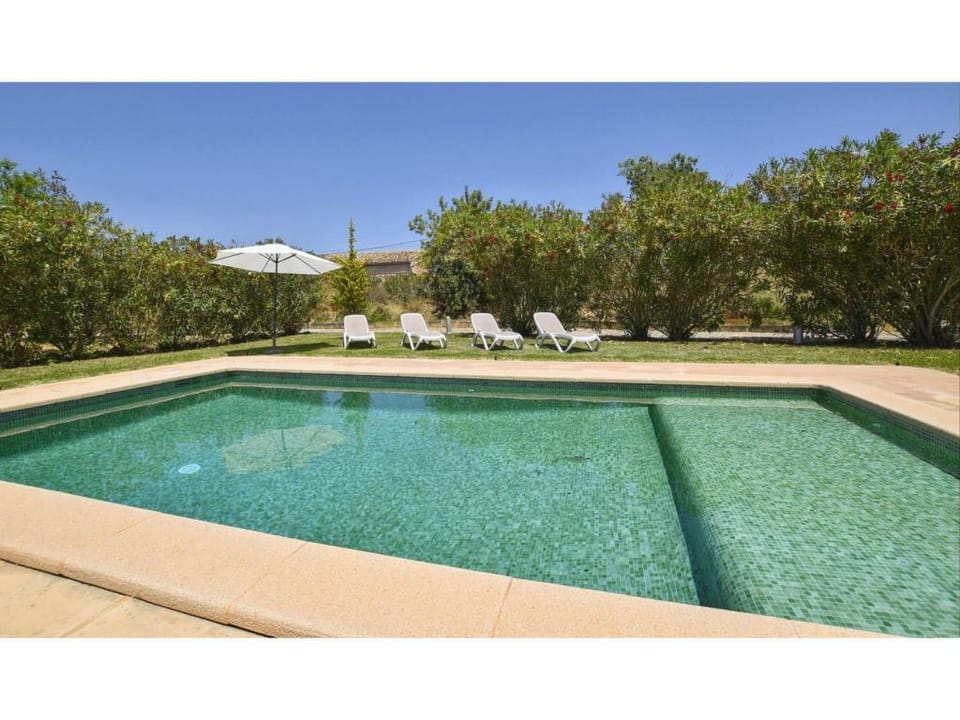 Poolside Garden Retreat in Buger Vacation rental in Pla de Mallorca