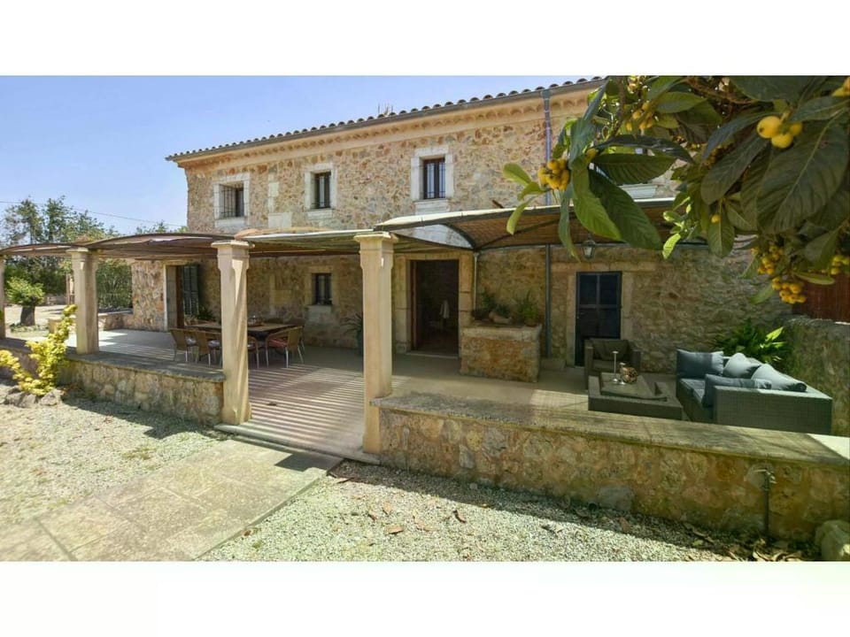 Poolside Garden Retreat in Buger Vacation rental in Pla de Mallorca