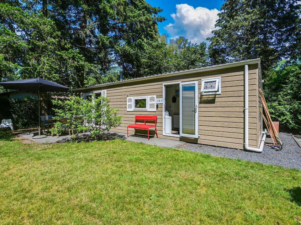 Modern chalet in Voorthuizen near the forest Vacation rental in Gelderland, Netherlands