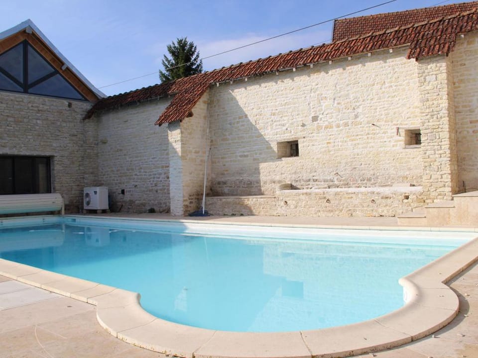 Villa with Spa  Pool Vacation rental in Bourgogne-Franche-Comté
