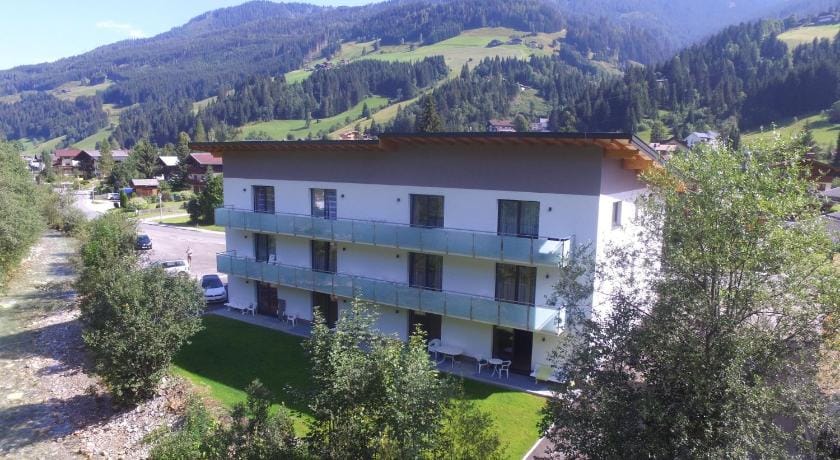 Studio in Kleinarl near Ski Amade Slopes Apartment in Salzburgerland