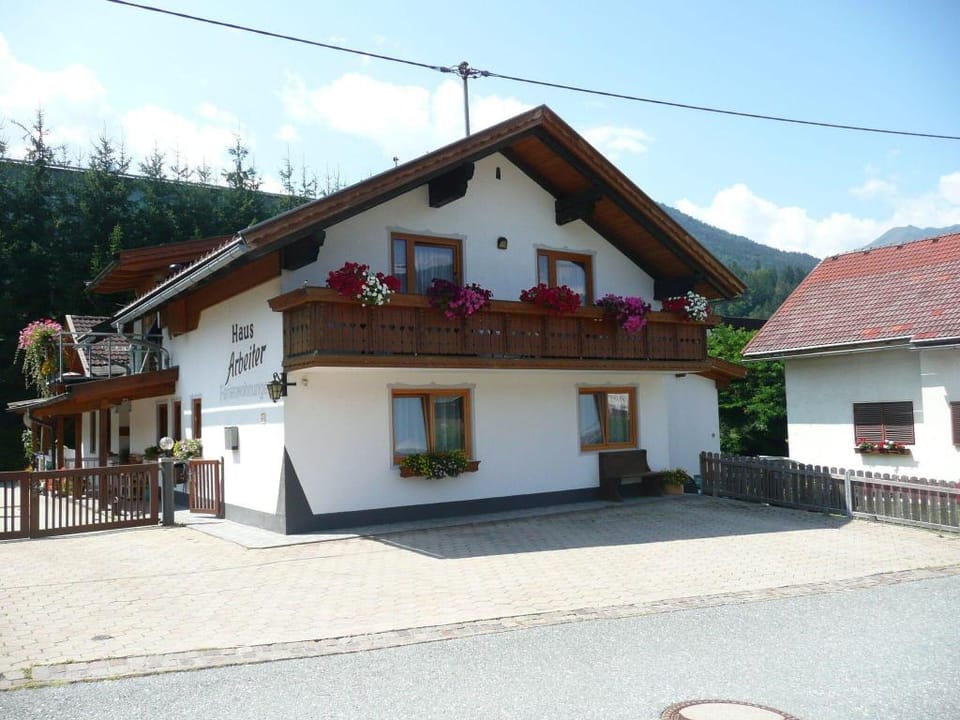 Stunning apartment in Kärnten w/  Apartment in Friuli-Venezia Giulia