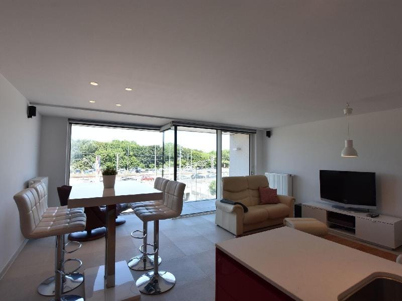 Tasteful apartment within walking distance from the centre and beach of Bredene. Apartment in Bredene