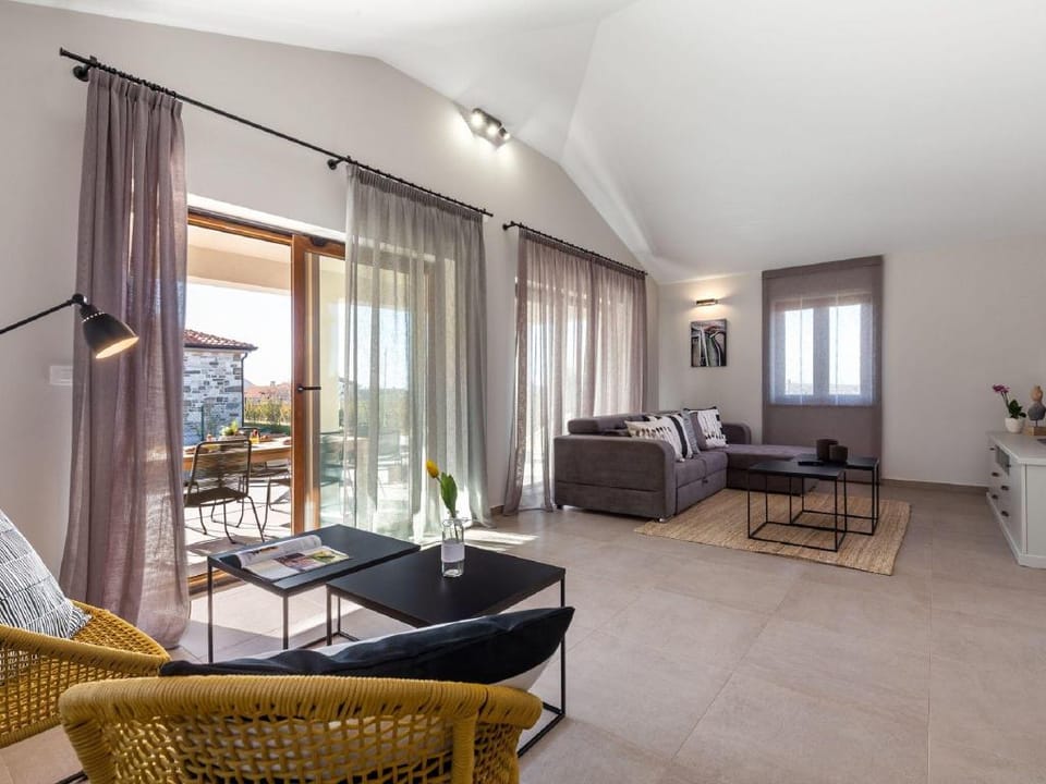 Villa in Motovun with Private Pool and Views Villa in Istria County