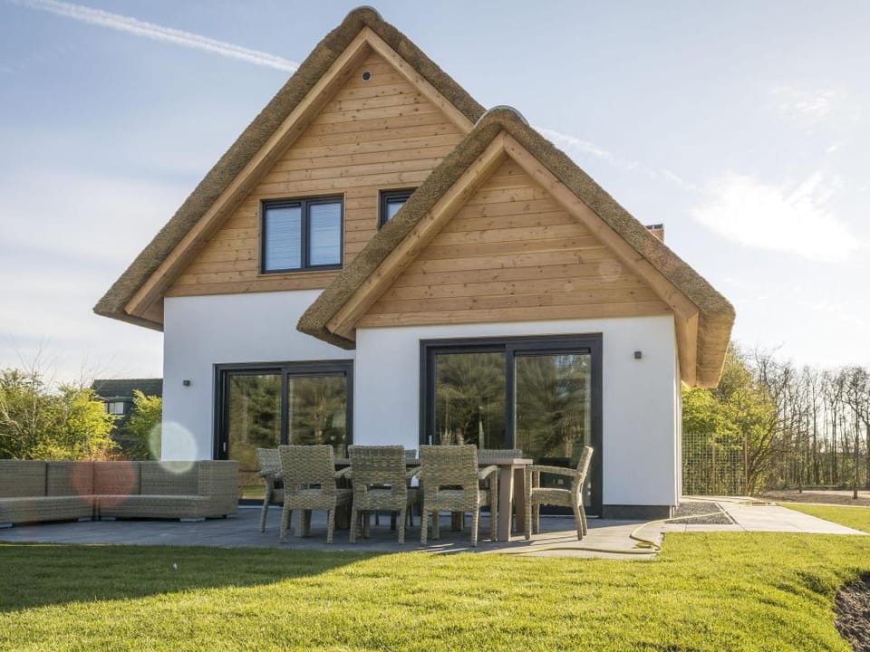 Ritzy Villa in De Cocksdorp Texel with Sauna Villa in De Cocksdorp