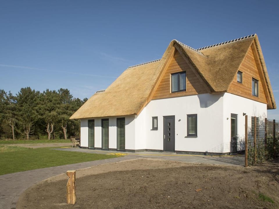 Ritzy Villa in De Cocksdorp Texel with Sauna Villa in De Cocksdorp