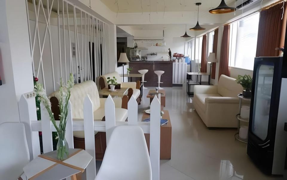 Votel Hotel DePratnya Kediri Hotel in East Java
