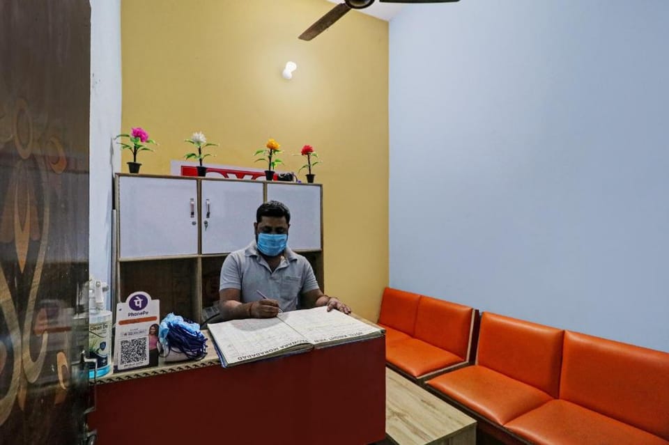 Hotel O Knight guest house Hotel in Uttarakhand