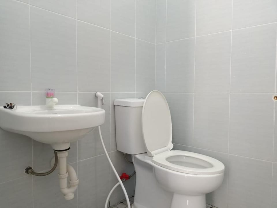 KoolKost Female Syariah near Universitas Ahmad Dahlan Kampus 3 Apartment in Yogyakarta