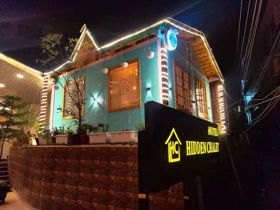 Goroomgo Hidden Chalet Mall Road Nainital - A Luxury Premium Boutique Stay Hotel in Uttarakhand