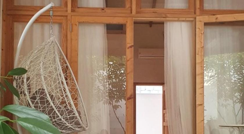 Origami Inn Himandhoo Bed and Breakfast in Maldives