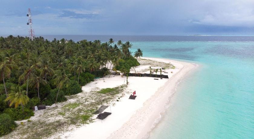 Origami Inn Himandhoo Bed and Breakfast in Maldives
