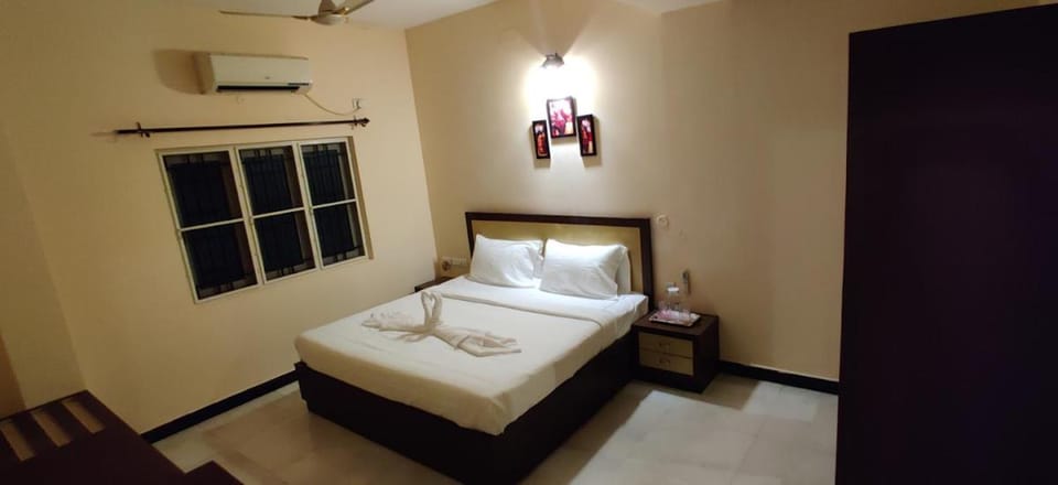 Coral Shelters Keelavasal Apartment in Madurai