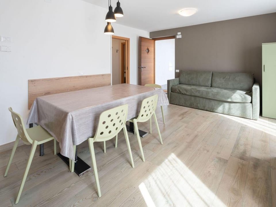 Apartment in Celledizzo near Ski Lift Apartment in Province of Brescia