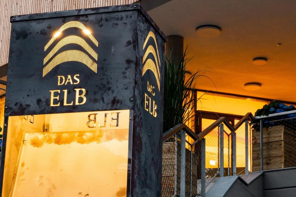 Das ELB - Boardinghouse Hotel Restaurant Apartment in Magdeburg