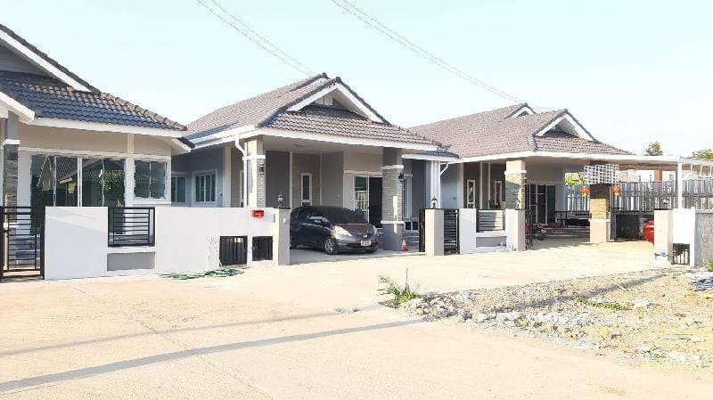 Gray Villa 3Bedrooms,6 Kms. from Chiangmai Airport Vacation rental in Thailand