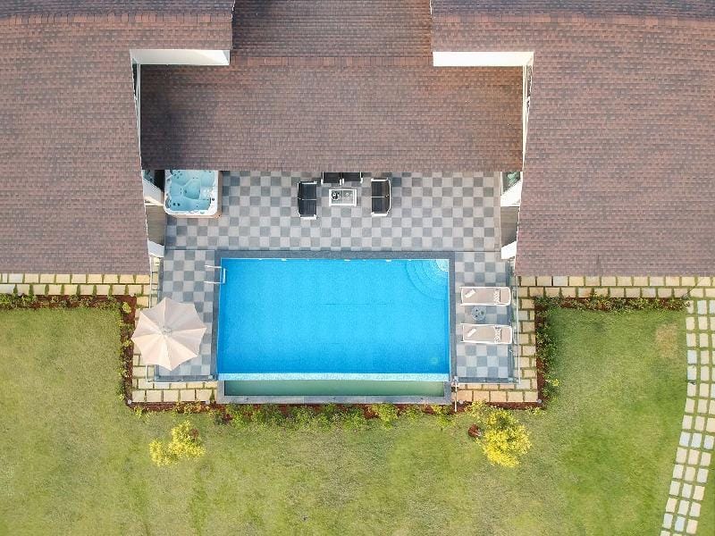 StayVista at The Tavern at Canary Farms Villa in Maharashtra