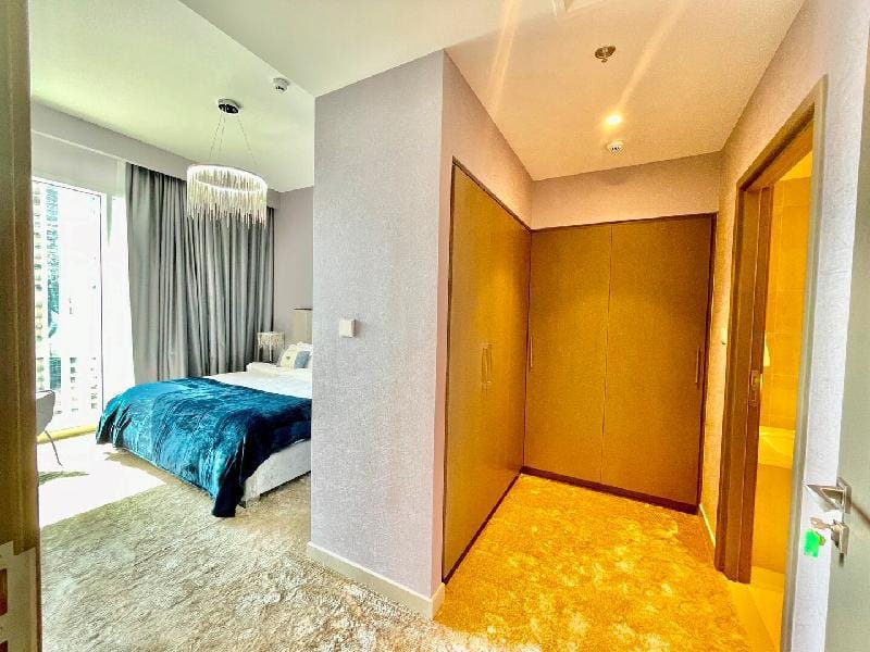 Ultimate Luxury at brand new Dubai Creek Apartment in Dubai